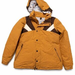 Woman Burton  Brown and Tan Hooded Jacket